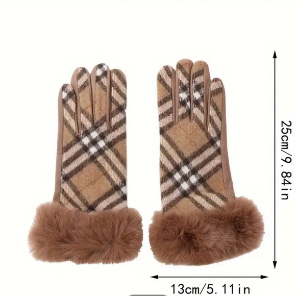NEW Fleece Lined Plaid Gloves w Faux Fur Trim in Beige & Black. Touchscreen. - Picture 3 of 4